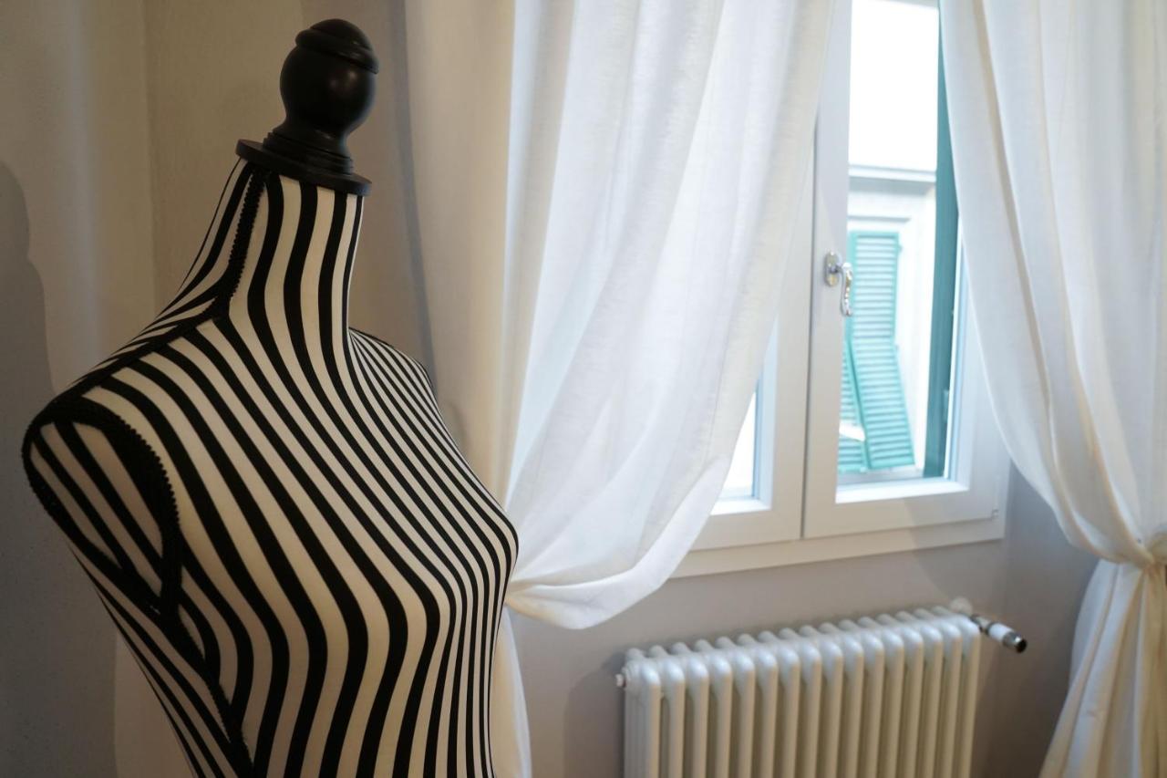 Art Apartment Black & White Suite Florenz Exterior foto